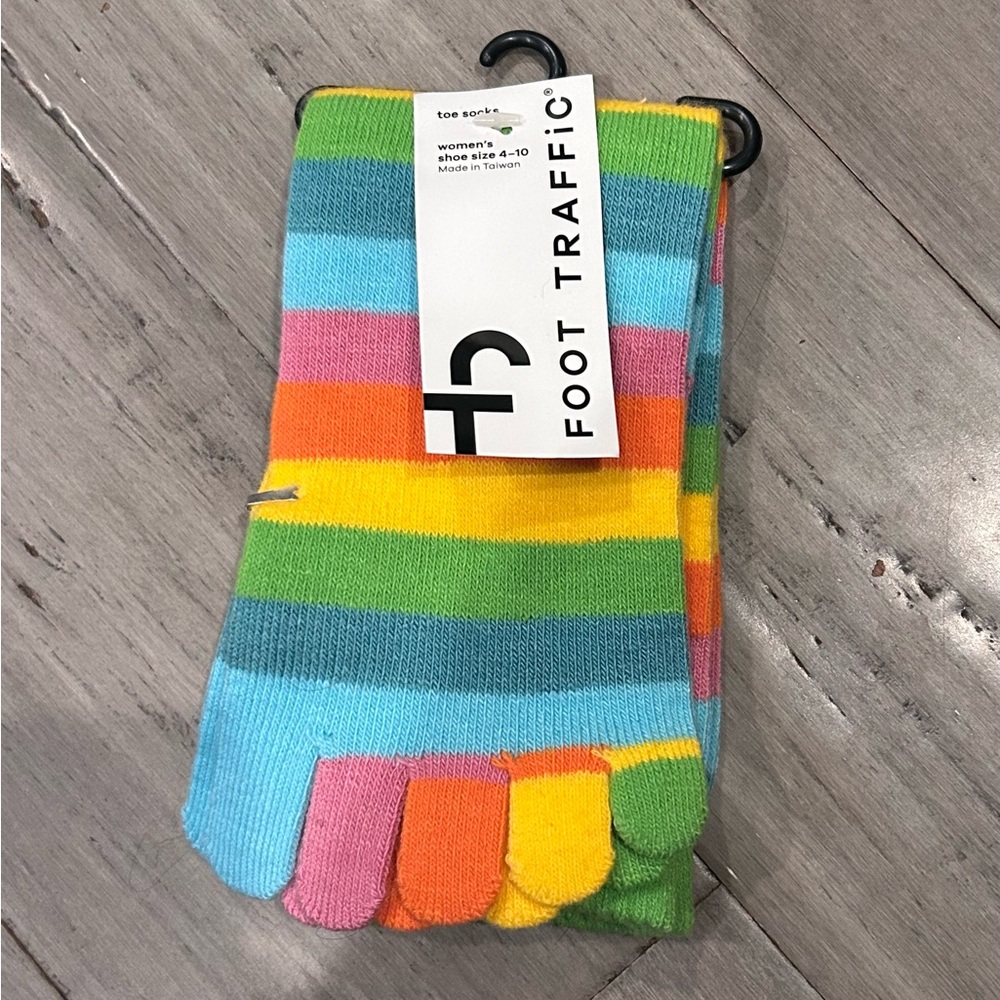 Foot Traffic Toe Socks - Picture 3 of 5